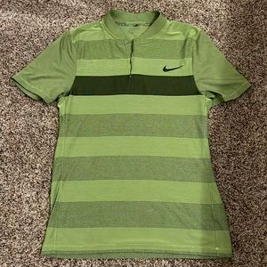 Nike dri-fit Golf shirt Small